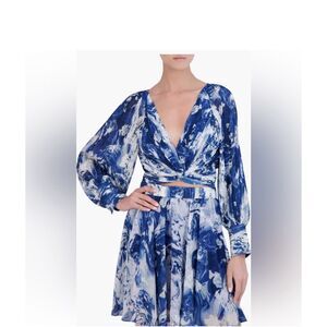 BCBG New York Pleat Twist Front Long Sleeve Top Sz Large NWT